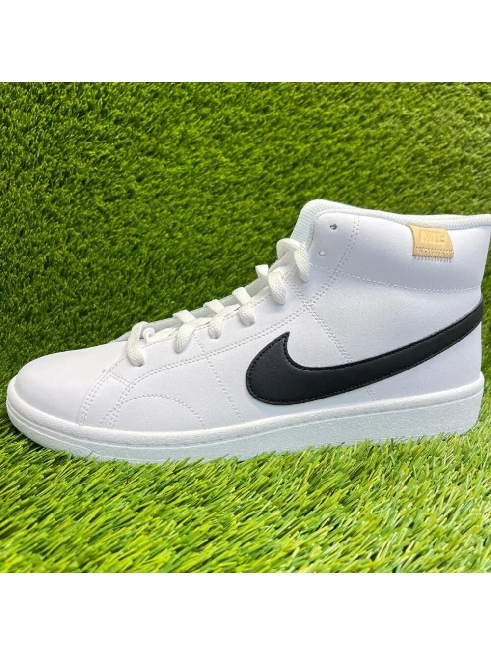 Nike Court Royale 2 Mid Mens Size 11 White Athletic Leather Shoes Sneakers
